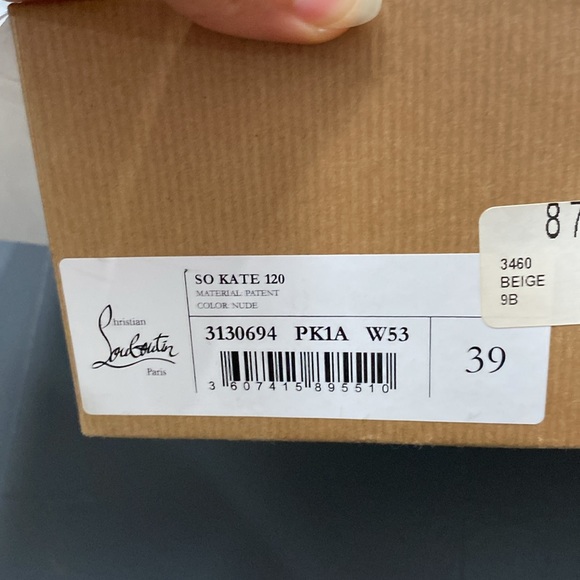 Christian Louboutin So Kate - Picture 7 of 10